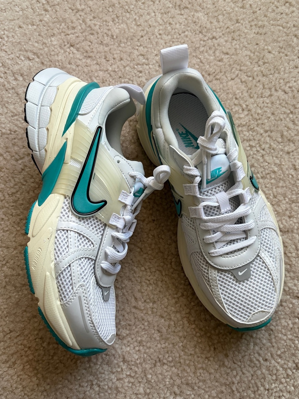 Nike Women’s V2K Running Sneakers brand new with box